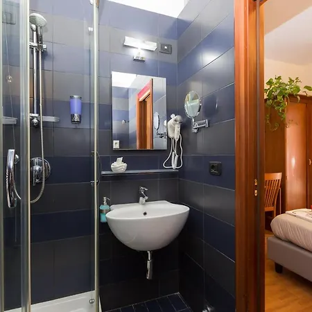 فندق مبيت وإفطار Filomena Arthouse 4*