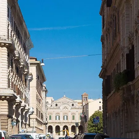 فندق مبيت وإفطار Filomena Arthouse 4*