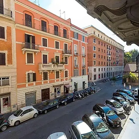 Filomena Arthouse Bed & Breakfast 4*